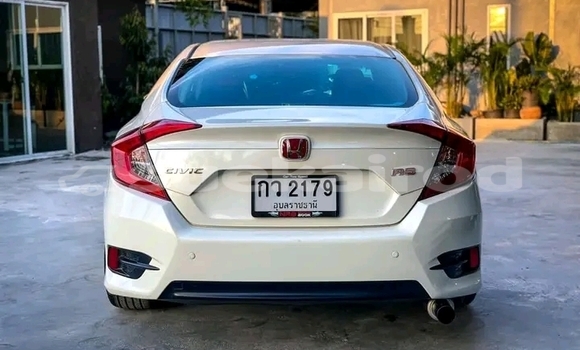 Buy Used Honda Civic White Car in Ang Thong in Ang Thong Buy Used Honda Civic White Car in Ang Thong in Ang Thong