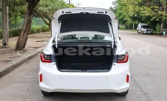 ซื้อ รถมือสอง Honda City ขาว รถยนต์ ใน %{เมือง} ใน จันทบุรี ซื้อ รถมือสอง Honda City ขาว รถยนต์ ใน %{เมือง} ใน จันทบุรี