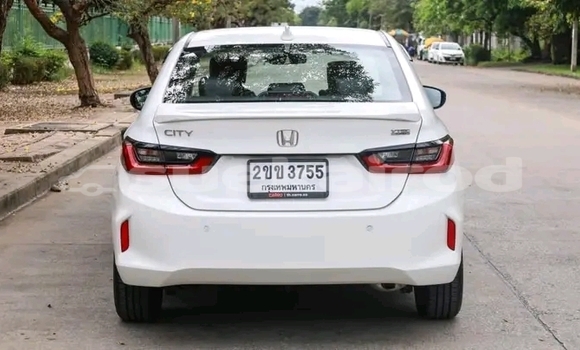 ซื้อ รถมือสอง Honda City ขาว รถยนต์ ใน %{เมือง} ใน จันทบุรี ซื้อ รถมือสอง Honda City ขาว รถยนต์ ใน %{เมือง} ใน จันทบุรี