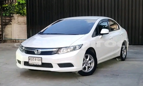 Buy Used Honda Civic White Car in Kanchanaburi in Kanchanaburi Buy Used Honda Civic White Car in Kanchanaburi in Kanchanaburi