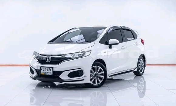 ซื้อ รถมือสอง Honda Jazz ขาว รถยนต์ ใน %{เมือง} ใน เชียงราย ซื้อ รถมือสอง Honda Jazz ขาว รถยนต์ ใน %{เมือง} ใน เชียงราย