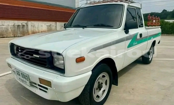 ซื้อ รถมือสอง Mazda Familia ขาว รถยนต์ ใน %{เมือง} ใน กาฬสินธุ์