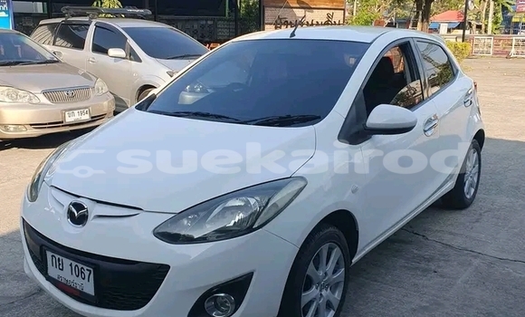 ซื้อ รถมือสอง Mazda 2 ขาว รถยนต์ ใน %{เมือง} ใน เชียงราย ซื้อ รถมือสอง Mazda 2 ขาว รถยนต์ ใน %{เมือง} ใน เชียงราย