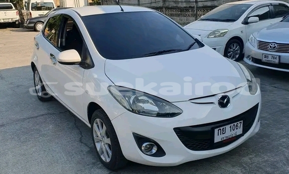 ซื้อ รถมือสอง Mazda 2 ขาว รถยนต์ ใน %{เมือง} ใน เชียงราย ซื้อ รถมือสอง Mazda 2 ขาว รถยนต์ ใน %{เมือง} ใน เชียงราย