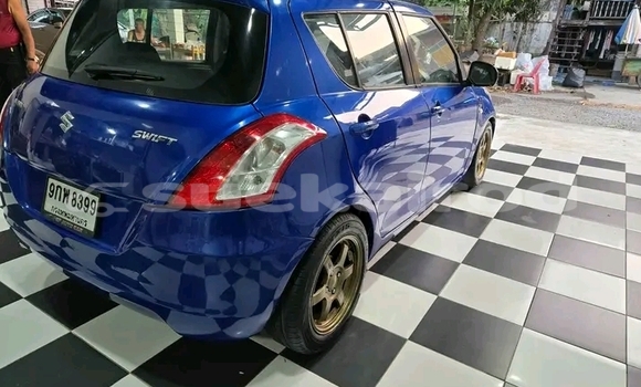 ซื้อ รถมือสอง Suzuki Swift สีน้ำเงิน รถยนต์ ใน %{เมือง} ใน จันทบุรี ซื้อ รถมือสอง Suzuki Swift สีน้ำเงิน รถยนต์ ใน %{เมือง} ใน จันทบุรี