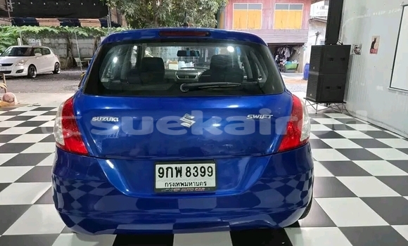 ซื้อ รถมือสอง Suzuki Swift สีน้ำเงิน รถยนต์ ใน %{เมือง} ใน จันทบุรี ซื้อ รถมือสอง Suzuki Swift สีน้ำเงิน รถยนต์ ใน %{เมือง} ใน จันทบุรี