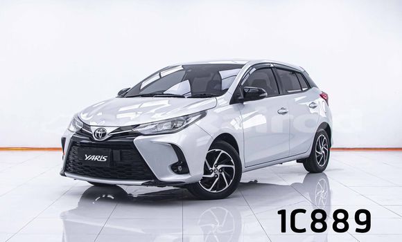 ซื้อ รถมือสอง Toyota Yaris อื่น ๆ รถยนต์ ใน %{เมือง} ใน กรุงเทพมหานคร