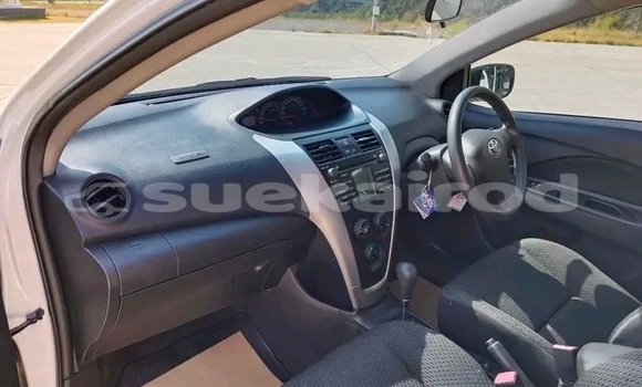 ซื้อ รถมือสอง Toyota Vios ขาว รถยนต์ ใน %{เมือง} ใน กาฬสินธุ์