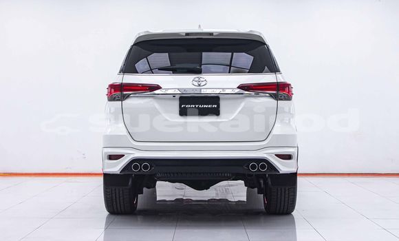 ซื้อ รถมือสอง Toyota Fortuner สีดำ รถยนต์ ใน %{เมือง} ใน กรุงเทพมหานคร ซื้อ รถมือสอง Toyota Fortuner สีดำ รถยนต์ ใน %{เมือง} ใน กรุงเทพมหานคร