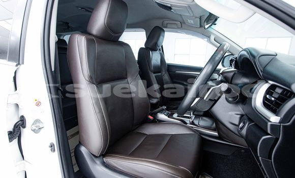 ซื้อ รถมือสอง Toyota Fortuner สีดำ รถยนต์ ใน %{เมือง} ใน กรุงเทพมหานคร ซื้อ รถมือสอง Toyota Fortuner สีดำ รถยนต์ ใน %{เมือง} ใน กรุงเทพมหานคร