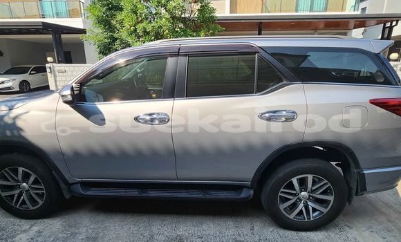 Buy Used Toyota Fortuner Other Car in Bangkok in Bangkok Buy Used Toyota Fortuner Other Car in Bangkok in Bangkok