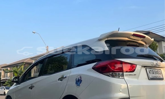 Buy Used Honda Mobilio White Car in Bangkok in Bangkok Buy Used Honda Mobilio White Car in Bangkok in Bangkok