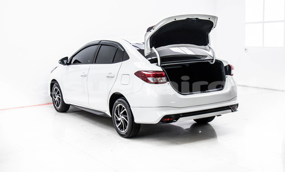 Buy Used Toyota Yaris Ativ White Car in Bangkok in Bangkok Buy Used Toyota Yaris Ativ White Car in Bangkok in Bangkok