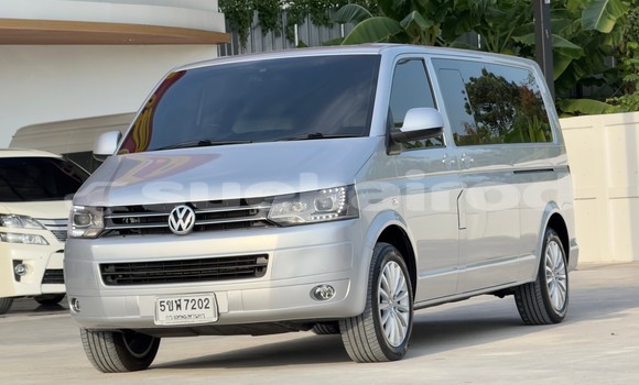ซื้อ รถมือสอง Volkswagen Caravelle อื่น ๆ รถยนต์ ใน %{เมือง} ใน กรุงเทพมหานคร