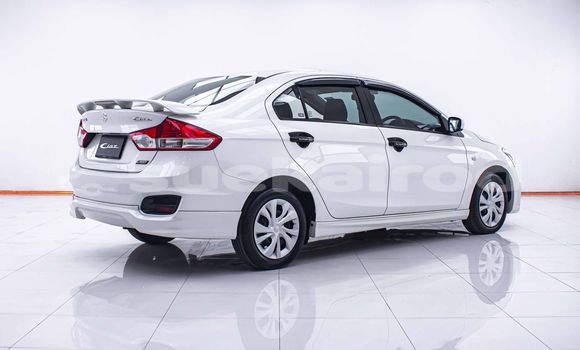 Buy Used Suzuki Ciaz White Car in Bangkok in Bangkok Buy Used Suzuki Ciaz White Car in Bangkok in Bangkok