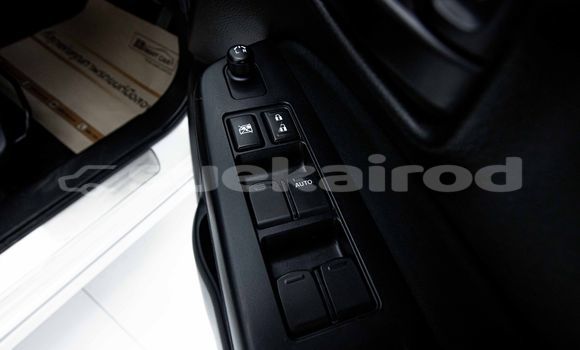 Buy Used Suzuki Ciaz White Car in Bangkok in Bangkok Buy Used Suzuki Ciaz White Car in Bangkok in Bangkok