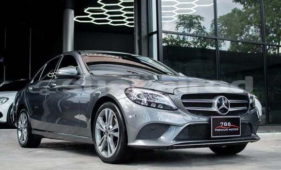 ซื้อ รถมือสอง Mercedes-Benz C250 coupe อื่น ๆ รถยนต์ ใน %{เมือง} ใน กรุงเทพมหานคร