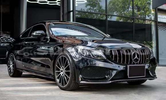 ซื้อ รถมือสอง Mercedes-Benz C250 coupe อื่น ๆ รถยนต์ ใน %{เมือง} ใน กรุงเทพมหานคร