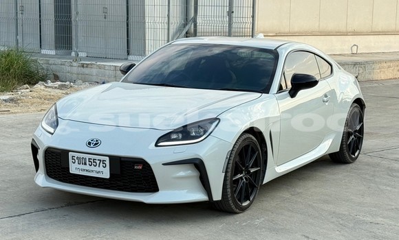Buy Used Subaru BRZ White Car in Bangkok in Bangkok