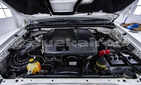 Buy Used Toyota Hiluxe VIGO White Car in Bangkok in Bangkok Buy Used Toyota Hiluxe VIGO White Car in Bangkok in Bangkok