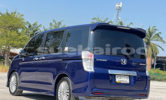 Buy Used Honda Stepwgn Blue Car in Bangkok in Bangkok Buy Used Honda Stepwgn Blue Car in Bangkok in Bangkok