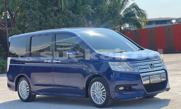 Buy Used Honda Stepwgn Blue Car in Bangkok in Bangkok Buy Used Honda Stepwgn Blue Car in Bangkok in Bangkok