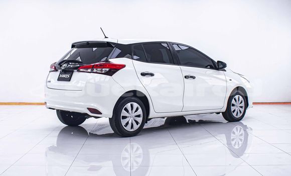 ซื้อ รถมือสอง Toyota Yaris ขาว รถยนต์ ใน %{เมือง} ใน กรุงเทพมหานคร ซื้อ รถมือสอง Toyota Yaris ขาว รถยนต์ ใน %{เมือง} ใน กรุงเทพมหานคร