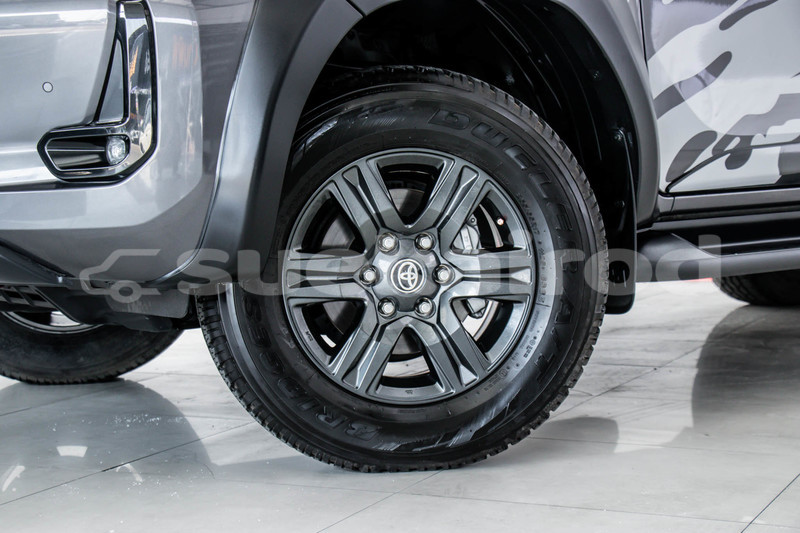 Big with watermark toyota hiluxe revo bangkok bangkok 75116