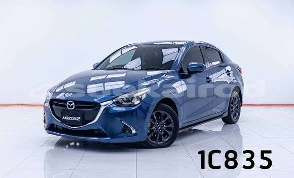 ซื้อ รถมือสอง Mazda 2 สีน้ำเงิน รถยนต์ ใน %{เมือง} ใน กรุงเทพมหานคร