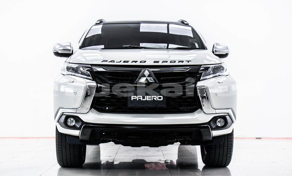 Buy Used Mitsubishi Pajero Sport White Car in Bangkok in Bangkok Buy Used Mitsubishi Pajero Sport White Car in Bangkok in Bangkok