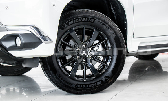 Buy Used Mitsubishi Pajero Sport White Car in Bangkok in Bangkok Buy Used Mitsubishi Pajero Sport White Car in Bangkok in Bangkok