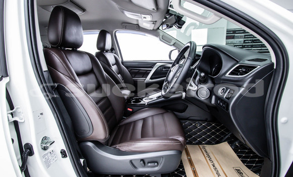 Buy Used Mitsubishi Pajero Sport White Car in Bangkok in Bangkok Buy Used Mitsubishi Pajero Sport White Car in Bangkok in Bangkok