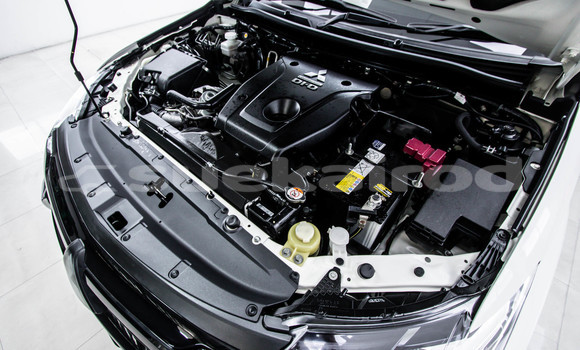 Buy Used Mitsubishi Pajero Sport White Car in Bangkok in Bangkok Buy Used Mitsubishi Pajero Sport White Car in Bangkok in Bangkok