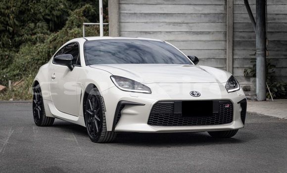 Buy Used Subaru BRZ White Car in Bangkok in Bangkok