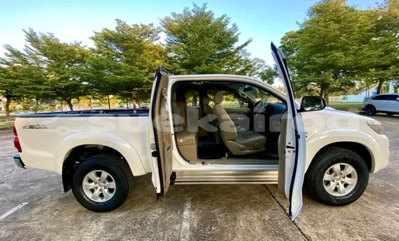 ซื้อ รถมือสอง Toyota Hiluxe VIGO ขาว รถยนต์ ใน %{เมือง} ใน ชัยภูมิ ซื้อ รถมือสอง Toyota Hiluxe VIGO ขาว รถยนต์ ใน %{เมือง} ใน ชัยภูมิ