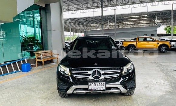 ซื้อ รถมือสอง Mercedes-Benz GLC 250D สีดำ รถยนต์ ใน %{เมือง} ใน กรุงเทพมหานคร ซื้อ รถมือสอง Mercedes-Benz GLC 250D สีดำ รถยนต์ ใน %{เมือง} ใน กรุงเทพมหานคร