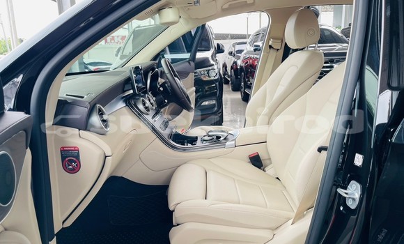 ซื้อ รถมือสอง Mercedes-Benz GLC 250D สีดำ รถยนต์ ใน %{เมือง} ใน กรุงเทพมหานคร ซื้อ รถมือสอง Mercedes-Benz GLC 250D สีดำ รถยนต์ ใน %{เมือง} ใน กรุงเทพมหานคร