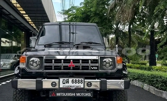 ซื้อ รถมือสอง Mitsubishi Pajero สีดำ รถยนต์ ใน %{เมือง} ใน ชัยภูมิ ซื้อ รถมือสอง Mitsubishi Pajero สีดำ รถยนต์ ใน %{เมือง} ใน ชัยภูมิ