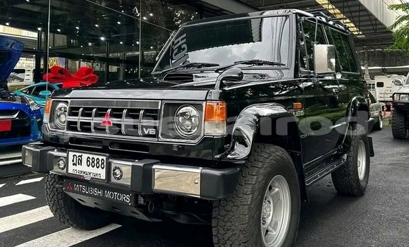 ซื้อ รถมือสอง Mitsubishi Pajero สีดำ รถยนต์ ใน %{เมือง} ใน ชัยภูมิ ซื้อ รถมือสอง Mitsubishi Pajero สีดำ รถยนต์ ใน %{เมือง} ใน ชัยภูมิ