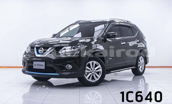 Buy Used Nissan X-Trail Green Car in Bangkok in Bangkok
