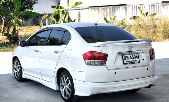 Buy Used Honda City White Car in Bangkok in Bangkok Buy Used Honda City White Car in Bangkok in Bangkok