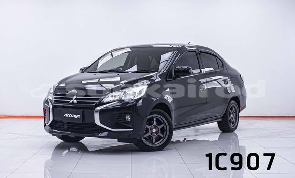 ซื้อ รถมือสอง Mitsubishi Attrage สีดำ รถยนต์ ใน %{เมือง} ใน กรุงเทพมหานคร