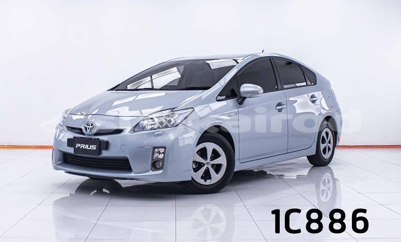 ซื้อ รถมือสอง Toyota Prius อื่น ๆ รถยนต์ ใน %{เมือง} ใน กรุงเทพมหานคร
