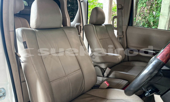 Buy Used Toyota Alphard White Car in Bangkok in Bangkok Buy Used Toyota Alphard White Car in Bangkok in Bangkok