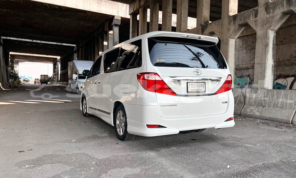 Buy Used Toyota Alphard White Car in Bangkok in Bangkok Buy Used Toyota Alphard White Car in Bangkok in Bangkok