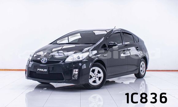 ซื้อ รถมือสอง Toyota Prius สีดำ รถยนต์ ใน %{เมือง} ใน กรุงเทพมหานคร