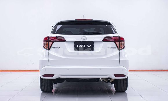 Buy Used Honda HR-V White Car in Bangkok in Bangkok Buy Used Honda HR-V White Car in Bangkok in Bangkok