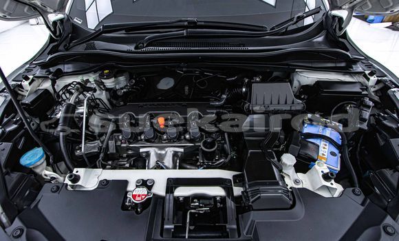 Buy Used Honda HR-V White Car in Bangkok in Bangkok Buy Used Honda HR-V White Car in Bangkok in Bangkok