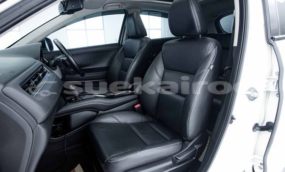 Buy Used Honda HR-V White Car in Bangkok in Bangkok Buy Used Honda HR-V White Car in Bangkok in Bangkok