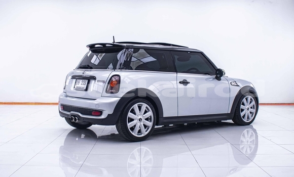 Buy Used Mini Cooper Other Car in Bangkok in Bangkok Buy Used Mini Cooper Other Car in Bangkok in Bangkok
